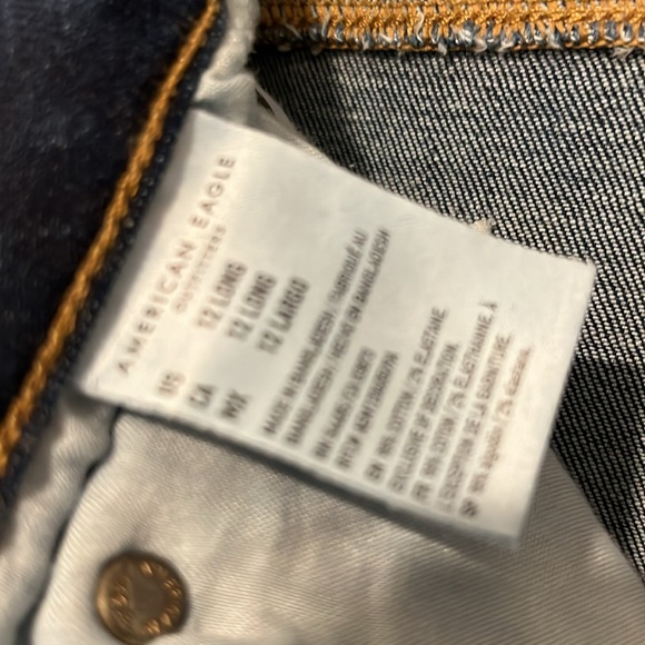 American Eagle Favorite Boyfriend 12 Long Blue Jeans - Picture 4 of 5